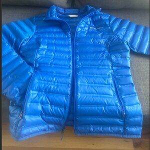 Colombia Down Jacket • Medium
